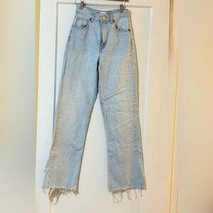 ZARA Light Wash Slim Jeans Raw Frayed Hem Distressed Sz US 4
